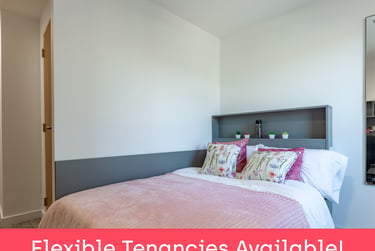 Premium En Suite - Image 1